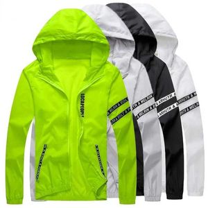 Herren -Freihirthemden windprofessioneller Sommerschutzjacke Sport dünne Kapuze -Männer Q240510