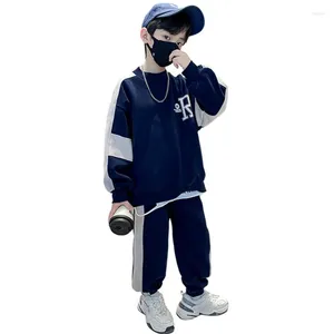 Set di abbigliamento studenti set da ragazzi set per bambini tracce di binari in stile coreano adolescente 6 8 11 12 anni vecchi abiti sportivi per bambini primaverili