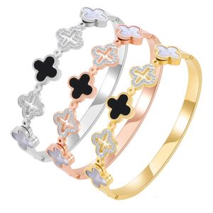 Klassisk designer armband ring ljus lyx nisch design temperament armband kvinnlig semestergåva smycken snabbhet