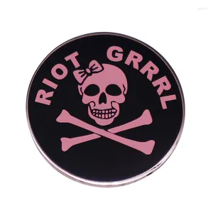 Brosches Riot Grrrl Emalj Pin Black Gothic Pink Skull with Cross Bones Brosch Feminist Punk Badge