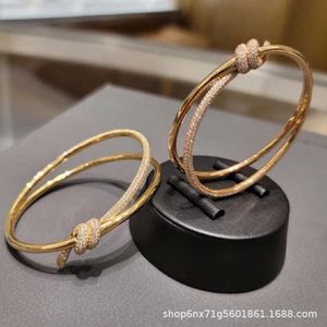 S925 Silver TiffanyJewelry Heart Pendants Hot Seating Full Diamond Twisted Bow Bracelet с легкой роскошью и усовершенствованным чувством