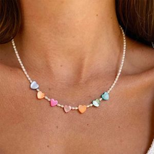 Pendant Necklaces Fashion Wedding Party Jewelry Colorful Heart Necklace Suitable for Women Elegant White Imitation Pearl Beach Vacation Necklace N198 J240513