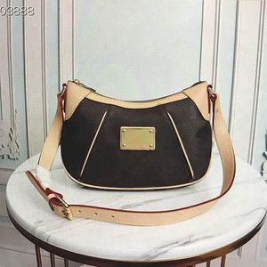 M40555 Kvinnor Handväskor axelväskor Lädertryck Luxurys Designers Classic Brands Fashion Ladies Crossbody Bag Michael Kadar Pures