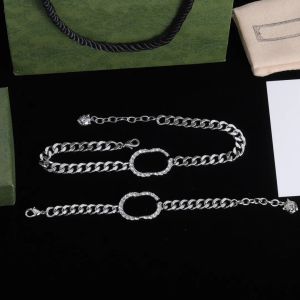 Topp Silver Chokers Chain Necklace Armband Letters For Woman Man Lover Fashion Designer Halsband Kedjor smyckenförsörjning