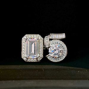 Top Marke Pure 925 Sterling Silber Schmuck Emerald aus Schnittbuchstaben 5 Designringe große Diamantringe Engagement Hochzeit Luxusschmuck 2659