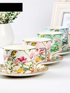 Cups Saucers 270m LSinple Fashion Ceramic Coffee Cup Set European Large Capacity Elegant Red Quality Bone China TeaCup Disc