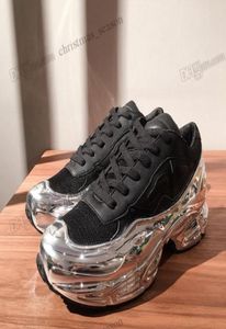 2023 Raf Simon Ozweego Originals Shoes casuais de choque de sapatos casuais rolos de femininos clássicos tênis ao ar livre tênis esportivos tenni7952026