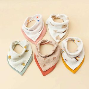 Bibs Burp panni Nuovo asciugamano di saliva in cotone per bavagie per bavagonni di stampa neonatale lavoro bandana bandana tessuto ragazzo ragazza alimentazione bob babine d240513