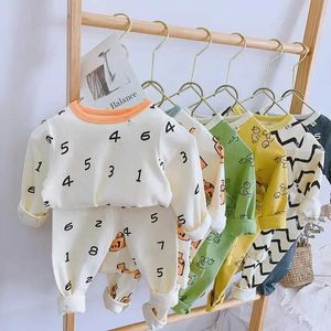 Zestawy odzieży odzież dla niemowląt 2024 Koreańska wiosna/lato dziecięcy bawełniany dom do odzieży bielizny SETL2405
