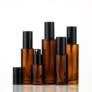 Bottiglie di pompaggio in vetro ambra flacone spray riutilizzabile per olio essenziale sierico lozione per profumo 30 ml 50 ml 80 ml 100 ml cina