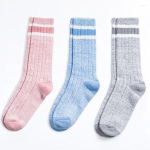Kadın SOCKS 3 Çift Kadın Sıkıştırma Çorapları Yüksek Kaliteli Kalın Daha Sıcak Moda Orta Çorap Elbisesi Renkli Uzun