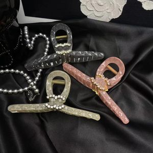 Designer Hairpin High-end Crystal Brand Letter Claw Clip Headwear Hairpin Shark Back Head Spoon Pan Big Clasp