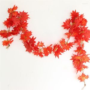 Dekorativa blommor 2,4 m 1ft fönster hösten lämnar girland vinstockar falskt lövträdgårdsdekoration