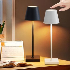 Lampade da tavolo USB USB LAMPA LED RILUCIONE STUSTENZIONE TOCCHI