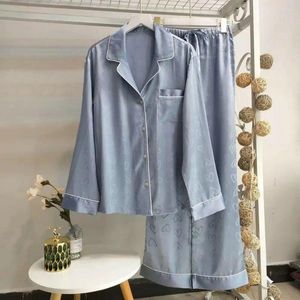 Hemkläder Kvinnor Pyjama Set Silky Loungewear Heart Print Ice Silk för med långärmad skjorta breda benbyxor vår