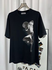 Saint Queen T Roomts Мужские футболки Mens Designer T Roomts Black White Cool футболка Мужчина Летняя итальянская модная повседневная футболка Tops Tops Tees плюс размер 98203