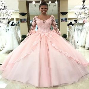 Projektant Długie rękawy suknia balowa sukienki Quinceanera pociąg pociągu koronki koraliki Tiuls Princess urodzinowe suknie