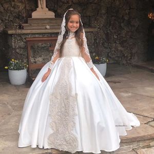 2024 Lovely Flower Girls Dresses For Weddings Long Sleeves High Neck Lace Appliques Crystal Beads Princess Kids Birthday Girl Pageant Gowns Sweep Train 0513