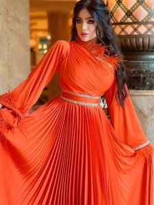 Sukienki z pasa startowego Arabii Arabian Damskie Długie rękawy Specjalna okazja wieczorna suknia A-line plisowana piłka formalna sukienka imprezowa 2024 NOWOŚĆ