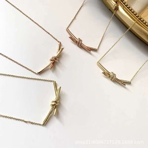 S925シルバーTiffanyJewelry Heart Pendants High Edition Twisted Rope Necklace for Womens Light Luxury Temporam