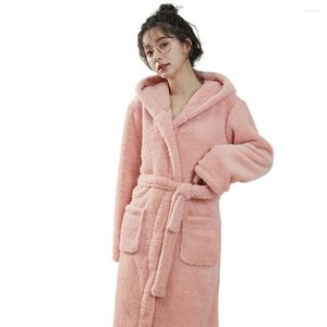 Hemkläder flanell huva varm vinterbadrock kvinna par sömnkläder för sovande mantel pajamas nattklänningar kvinnors förklädning en