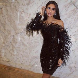 Sequined Short Cocktail Dresses Prom Feather Long Sleeves 2022 Off Shoulder Sheath Little Black Dress Party Club robes de soiree 335p