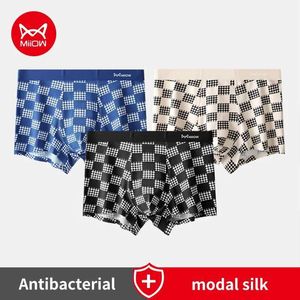 Miiow 3st trosor Set mjuka modala underkläderboxare Bomull Antibakteriell cuecas man underbyxor MENS BROXS BOXER SHORTS Y240507