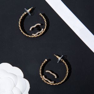 Designer de moda C-Letter Brincho Edição coreana Edição Brass Brinco de pérolas Marca de luxo Crystal S925 Brincos prateados de prata
