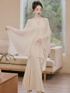 İş elbiseleri beyaz ay ışığı fransız tembel cape hardigan moda sonbahar tasarımı duyu balık kuyruğu cheongsam örme elbise kadın