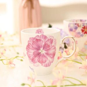 Кружки цветочные кружки розовый цветочный кофе британский чайная чашка с тонкой костью Китай 375 мл подарок для Леди Мать