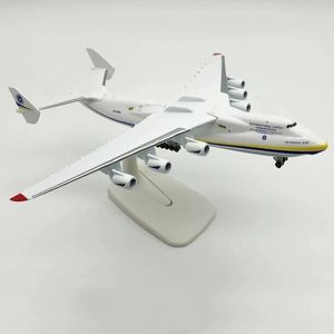 20cm Diecast Metal Alloy Antonov AN225 REMPLANO MRIYA MODELO DE MODELO 1400 SCALE REPRIMADE