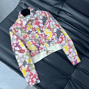 Designer Women Denim Jacket Duas peças roupas de calça de calça Outerwears Apresenta de gola alta Roupas de marca de mangas compridas estilo de lazer