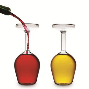 Bicchieri da vino invertiti creativi divertimento in vetro in vetro flauto ad alto borosilicato bicchieri invertiti invertiti 240510