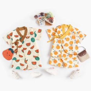 Kläder sätter Sanlutez söt tryckt bomullsbarn och tjejkläder Summer baby kortärmad topp+shorts 2 bitarsl2405l2405
