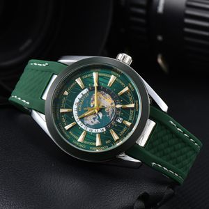Herrkvinnor Quartz Watch Automatic Movement Watches rostfritt stål Rem modedesigner Luxury Watches armbandsur