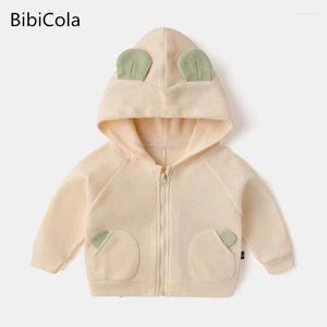 Giacche 2024 Spring Autumn Infant Baby Boys Girls Coats Giacca con cappuccio da cartone animato per bambini Spaccature carine per bambini