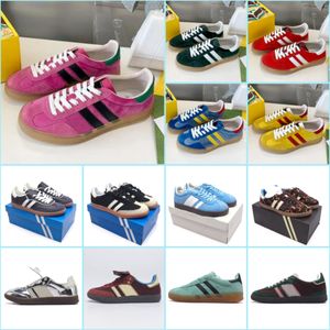 Designerskie buty srebrne lampard kucyk tonalny krem ​​biały rdzeń czarny brązowy buty butów mężczyzn kobiety sportowe sneakery wspólnie marki