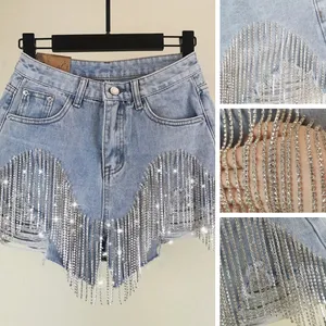 Kvinnor designer mager rippade jeans kort ung flicka sex mini heta byxor thongs diamant tassel casual byte tight denim hotpants mode sexig fest nattklubb slitage