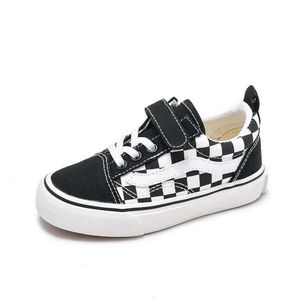 الأحذية الرياضية Ldren Canvas Sports Shoes for Boys Treasable and Recialy Girls Frasnaly Sporty Sporty Sove Sole Non Slip Kids 20-37 H240513