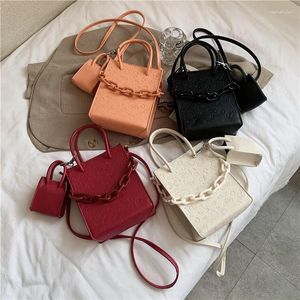 Shoulder Bags Designer Products 2024 Western-style Chain Cross-body Bag Fashion One-shoulder Portable Square