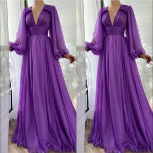Proste eleganckie fioletowe szyfonowe sukienki na bal mat