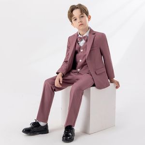 Kombinezon dla dzieci Pink Suit Suit Prezenter Prezenter Performance Costume (koszula + kurtka + kamizelka + spodnie + Bowtie)