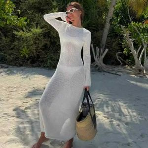 Zweiteiliger Kleid weiß gestrickte Strand Frauen MODEHOHE HOOH -OUT SLIM LANGELEVE FIERZEITEN KLEIDS SOMMER SUMMER SEXY BIKINI DEVE UP 2024 Q240511