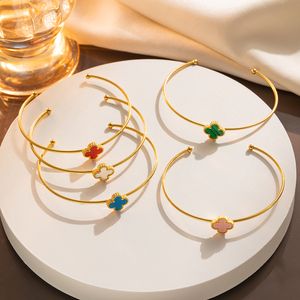 High End Luxury Four-leaf Clover Bangle Women s Charm Does Not Fade Bangle Designers Love Gifts Jewelry Bracelets New Fashion Bracelets Wholesale