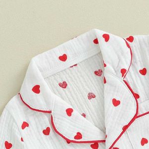 衣料品セット就学前の女の子のバレンタインデイパジャマセットハートボタン短袖パジャマラウンジセット2ピースPJS SETL2405