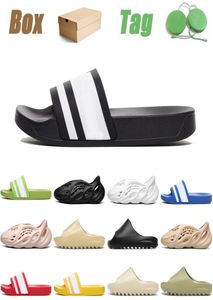 عالي الجودة 2021 Adilette Men Women Summer Slippers المتسابقون شريحة أسود منصة الراتنج الأبيض الأسود من منصة بيج