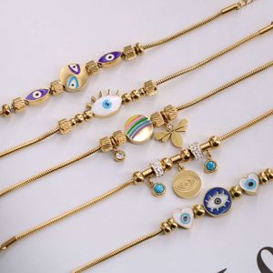 New Fashion Gold Bad Women Women Stainless Aço Snake Chain Charme Blue Evil Eyes Bracelet para mulheres