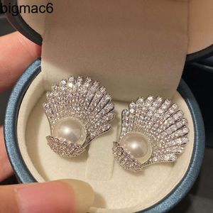 Studdesigner Kvinnor örhängen Pearl Ear Stud Sier Needle Earring Zirconia Diamond Lady Elegant Fashion Girl Shell Scallop Shape Earing