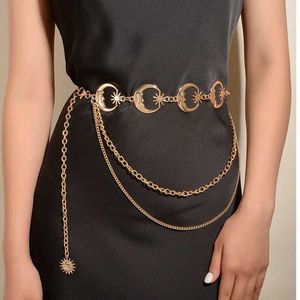 Cinture a catena in vita harajuku in stile femmina a cintura sottile punk con ciondolo luna usato per abiti cinghie di decorazioni sciistiche q240511