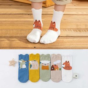 Barnstrumpor 5 par/sats av babystrumpor Barnens höst och vinterstrumpor Bomull Söta och söta djur Barnstudenter Sockor Girls and Boys Warm Socks D240513